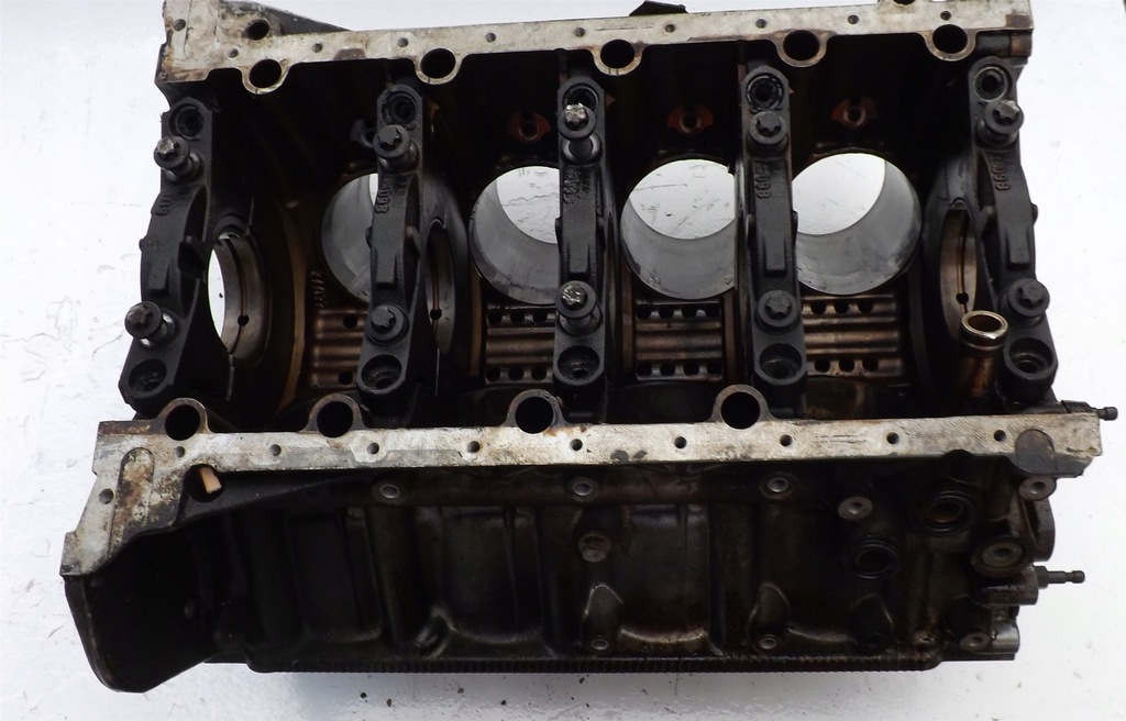 BLOK BMW X5 E38 E53 E31 4.4 V8 M62 STOLIK TOPGEAR