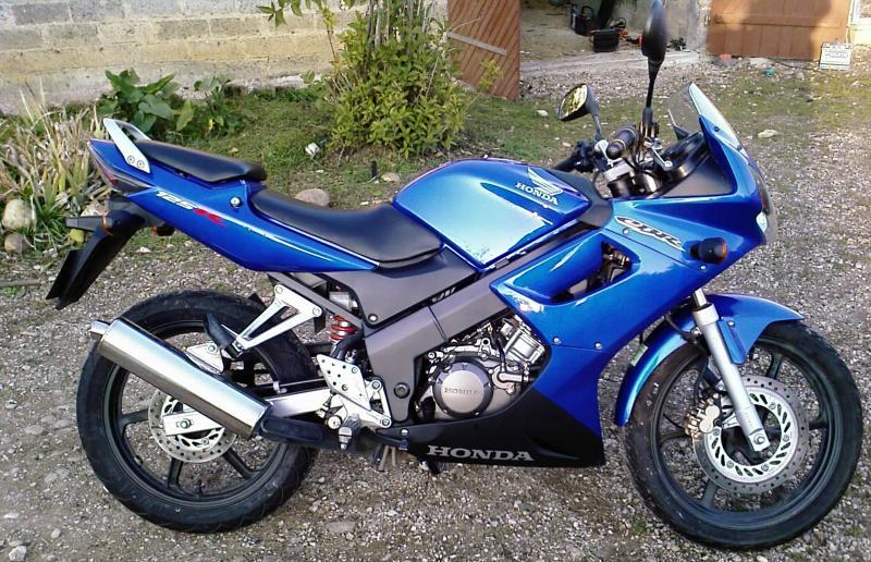 NAKLEJKI HONDA CBR 125R 2005 NIEBIESKA 125 CBR