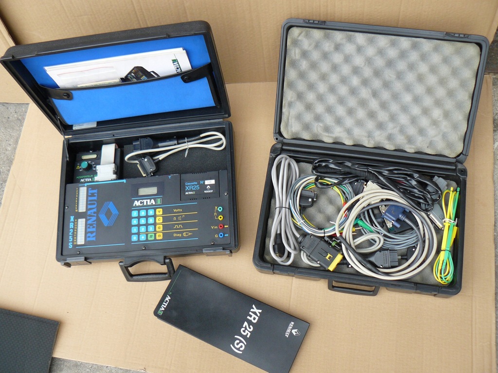 Tester diagnostyczny serwisowy Renault Actia XR-25