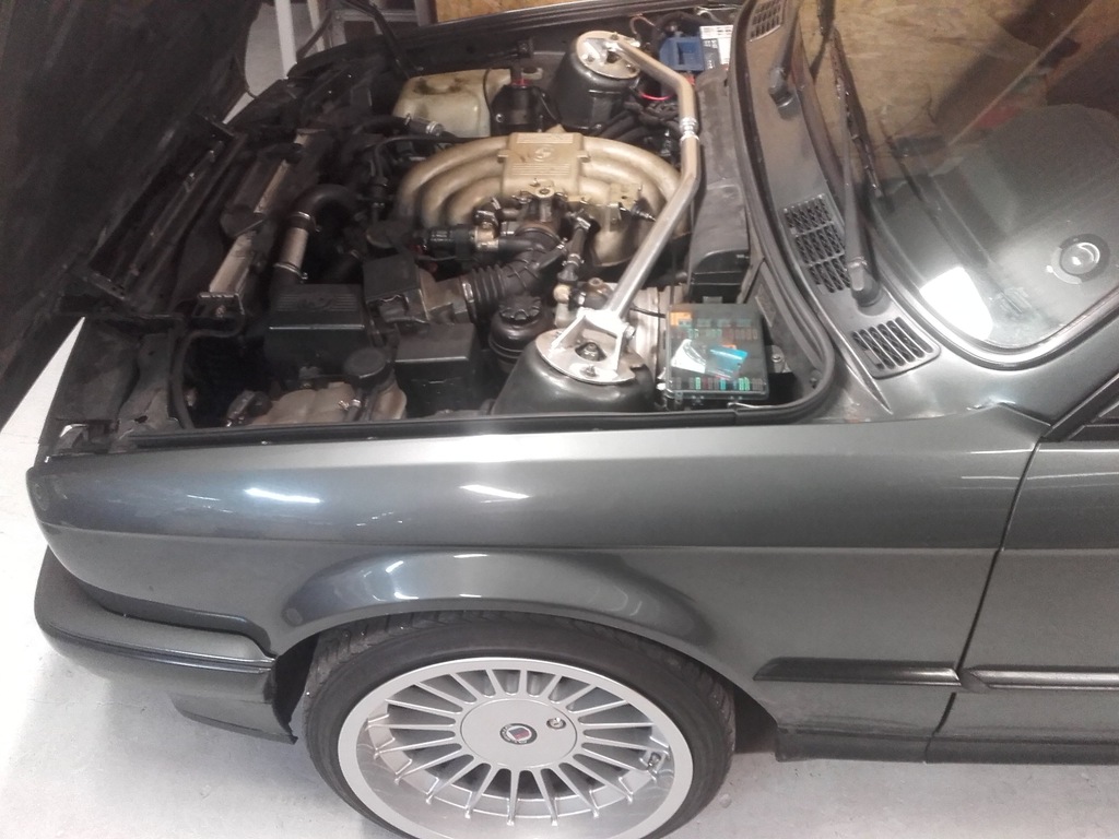 BMW E30 325i  swap- silnik skrzynia M20B25
