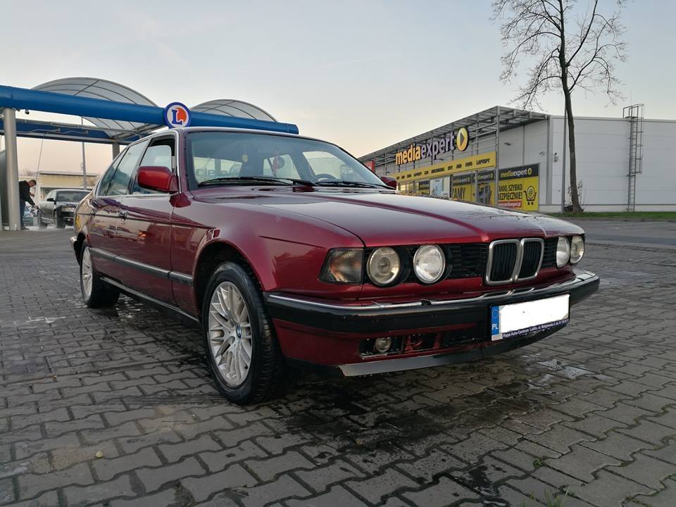 BMW 735 e32 
