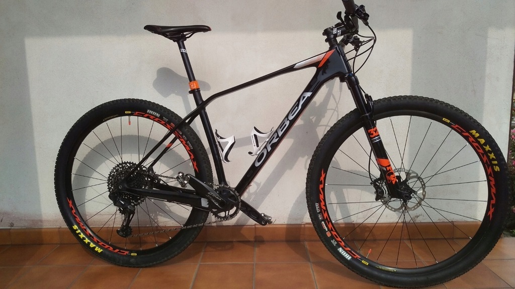 Orbea alma discount carbon omp 2018