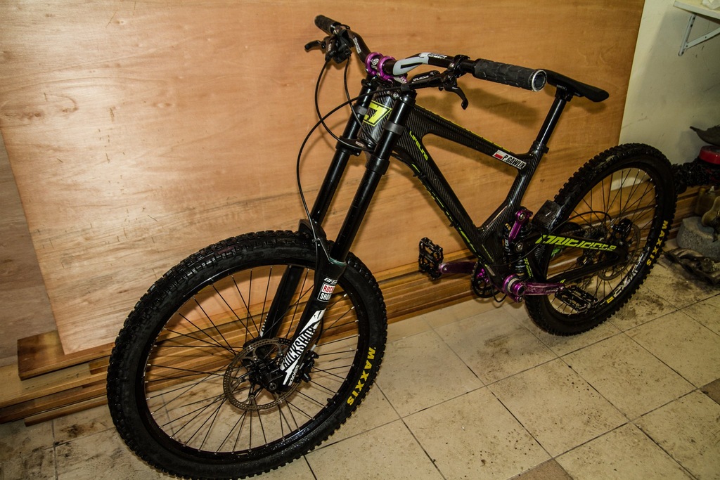 Antidote Lifeline Carbon M (demo, session, tues)