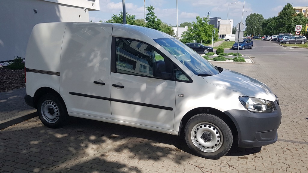 VW CADDY 1.6 TDI Faktura VAT