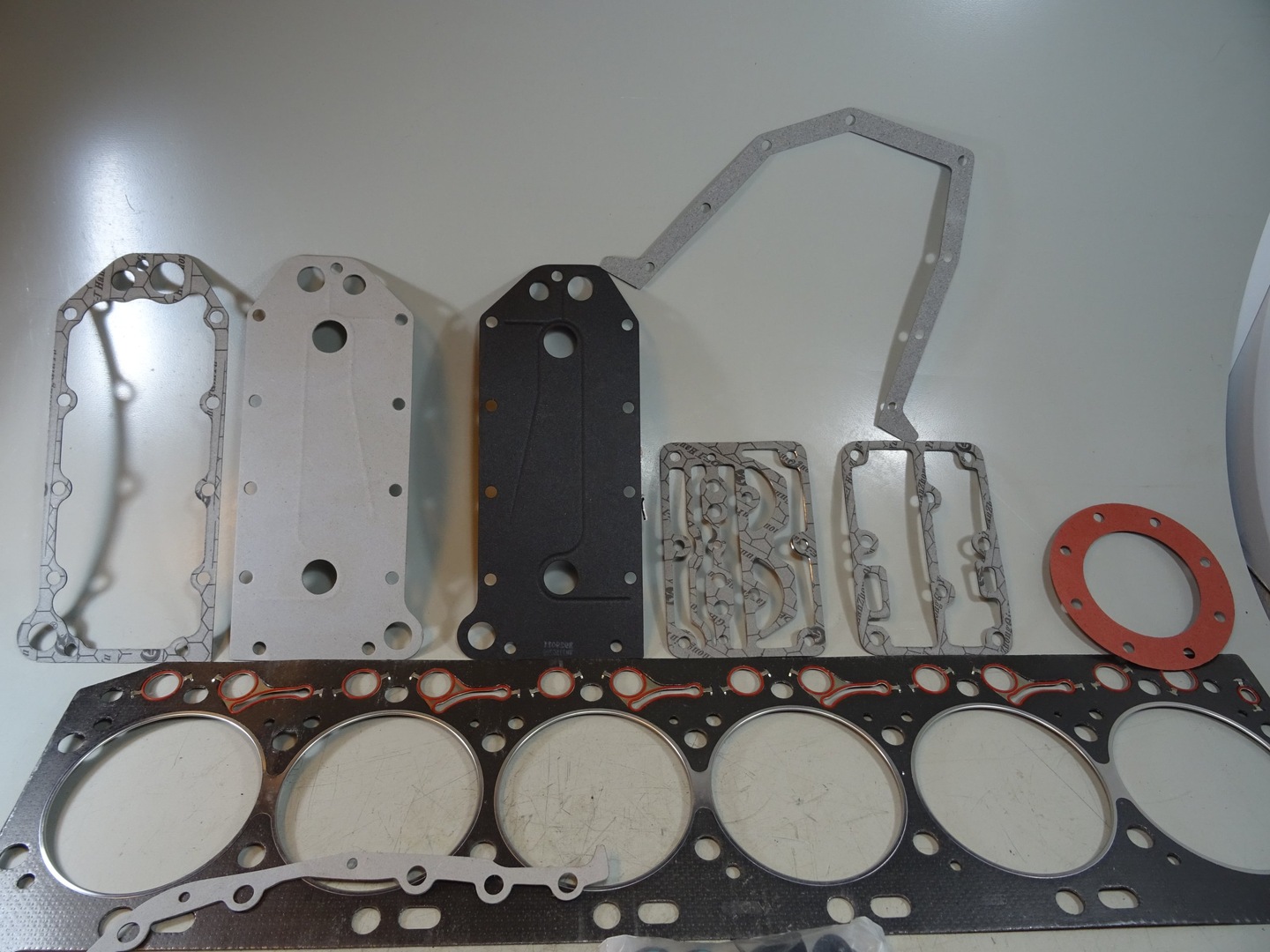 GASKETS HEAD MOTOR CUMMINS SET