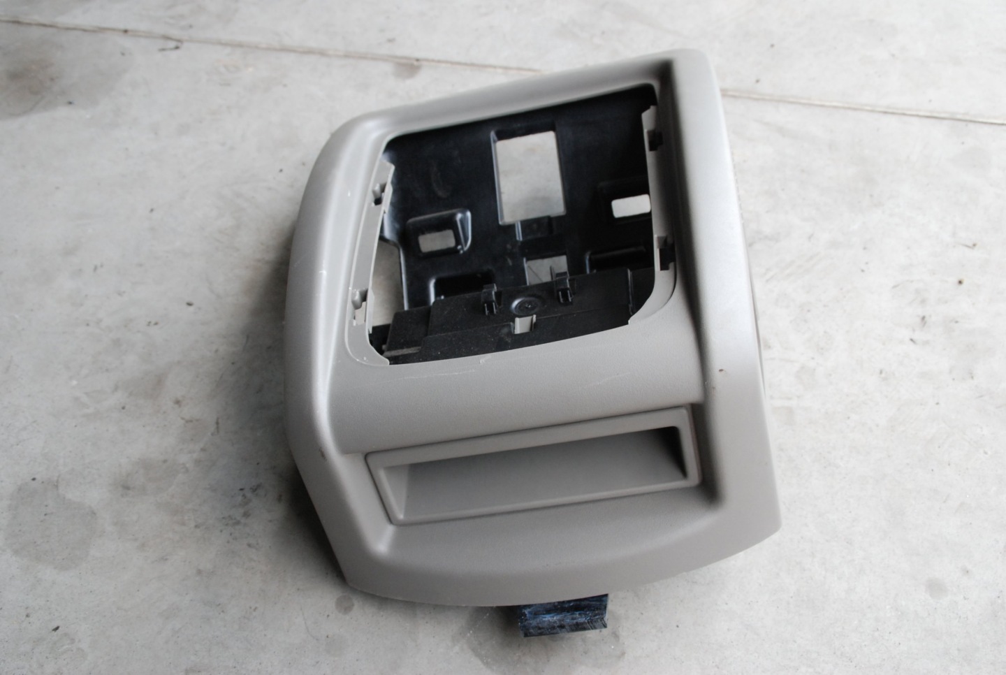 RENAULT MASTER MOVANO III GLOVE COMPARTMENT COVER ROOF LINING