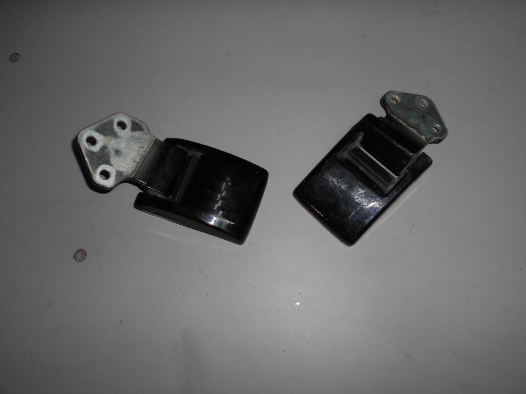 hinge door PRAWYCH VW T5 7H0827154 MOTYLE
