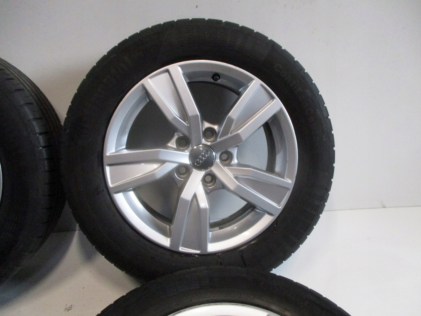 wheels discs tyres Audi A4 8W0 R16 14r 6mm