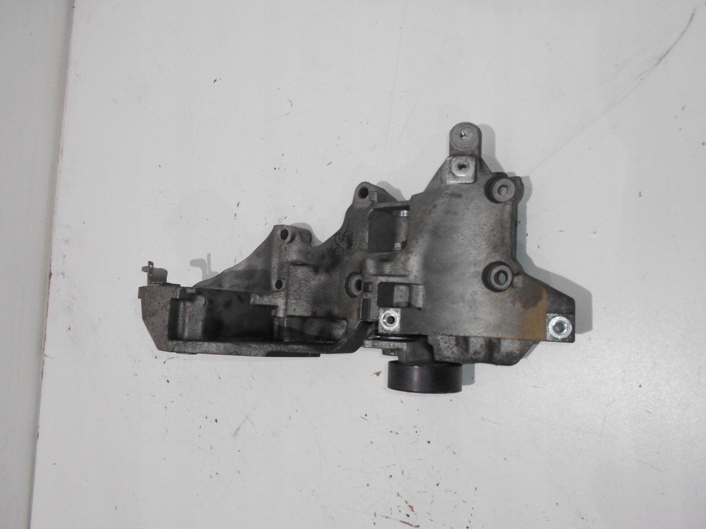 VW AUDI SEAT SKODA 1,6 TDI engine mount