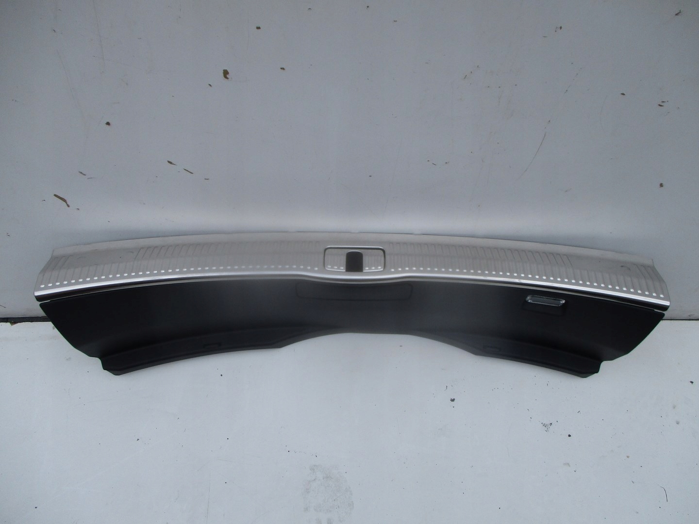 cap for rear panel AUDI A8 4N0 17R