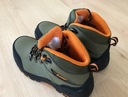 Pracovné topánky Tŕne Ardon Grinder Kevlar S3 veľ.40 Kritériá bezpečnosti A - Antistatická obuv E - absorpcia energie v oblasti päty FO- Podošva odolná voči palivovému oleju P - Odolnosť proti prieniku1100N WR – Vodoodolnosť