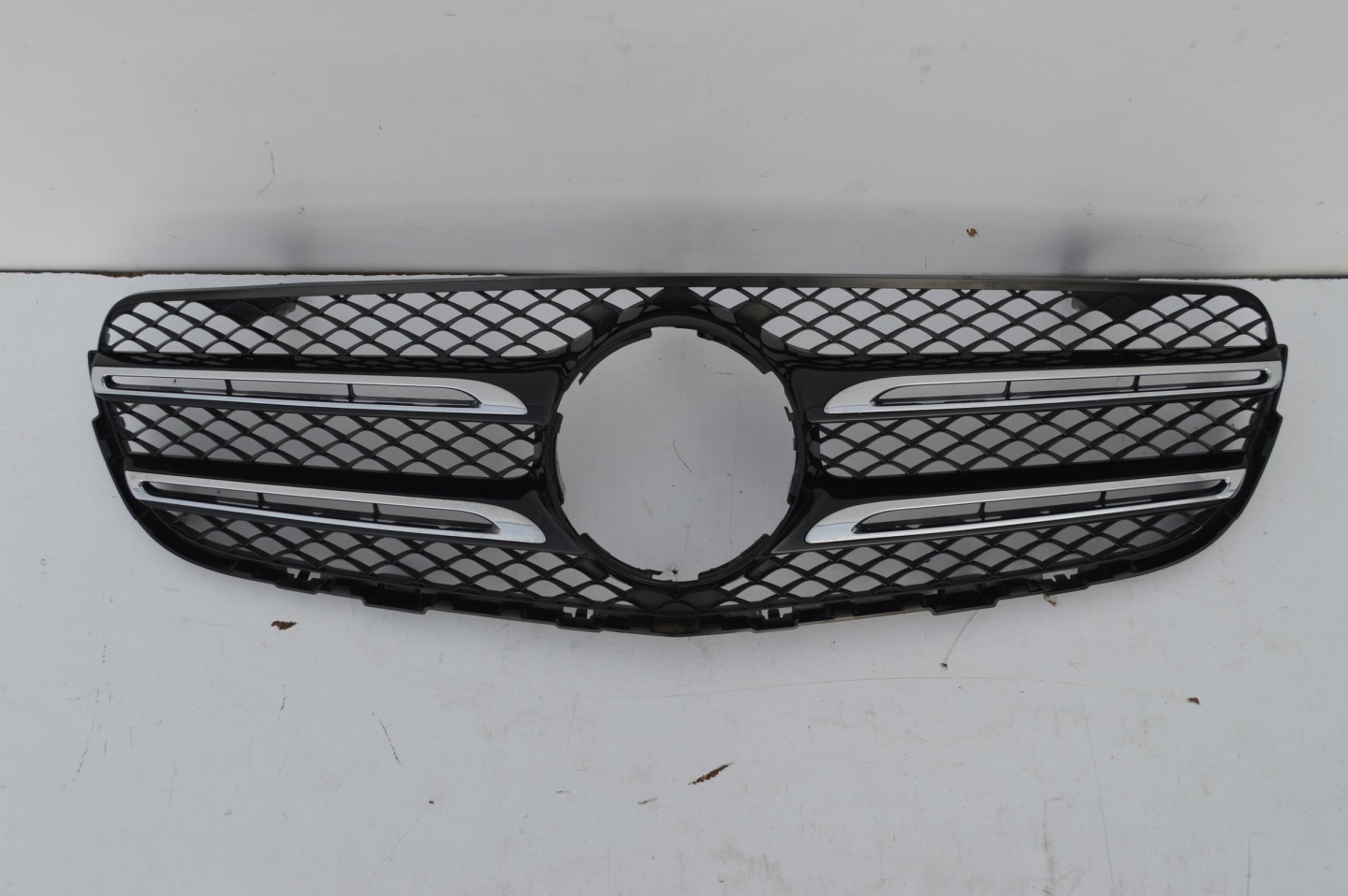 Mercedes-Benz GLC W253 Kühlergrill FRONTGRILL Kühlergitter A2538806676 - Thumbnail 1
