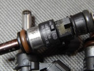SKODA OCTAVIA III nozzle injector 06L906031A