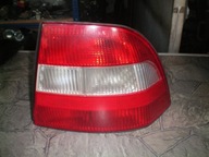 OPEL VECTRA B PRAWA TYLNA LAMPA