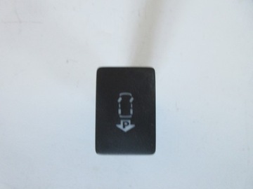 фото thumb №1, Auris ii 12-15 перемикач кнопка park assist