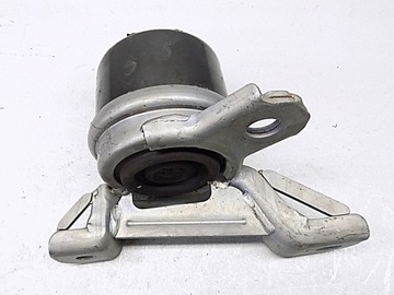 фото thumb №2, Лапи подушка двигателя - range rover evoque 2.2 td4