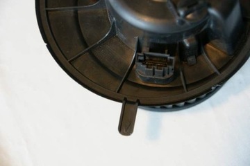 фото thumb №7, Повітродувка вентилятор audi q3 alhambra yeti європа