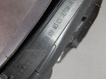 фото thumb №3, Audi s5 f5 прокладка дверь правых купе 8w6831708