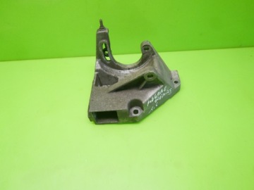 Купить Кронштейн кронштейн генератора renault scenic 1 1.6 8v, фото thumb