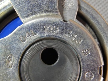 Audi a4 b9 ролик натяжителя 04i10924 Цена, фото thumb