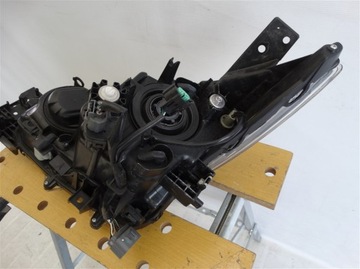 фото thumb №12, Лампа права перед mazda 3 2013-2015 оригінал eu