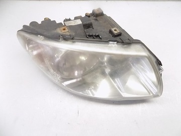 ФОНАРЬ ПЕРЕДНИЙ ПРАВЫЙ - CHRYSLER VOYAGER IV 04-07 UK