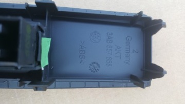 фото thumb №3, Переключатель стекло перед r vw passat b7 3c8959855