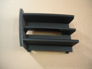 Заглушка бампера права skoda octavia ii 04-08r фото №1