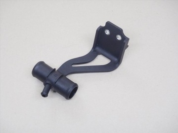 Auris avensis corolla тройник шланг шланг радіатор фото №1