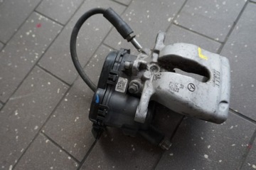 Супорт гальмівний лівий задній mercedes a-klasa w176 фото №1