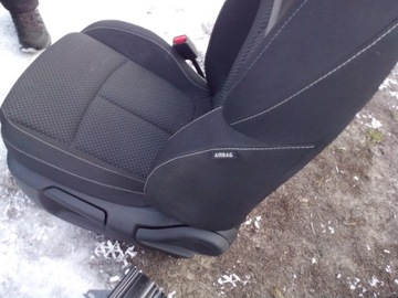 Подушка бокова сидіння ліва renault kadjar фото №1