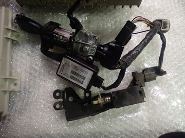 Chrysler voyager iv 2.4 04-07 набір стартовий фото №1