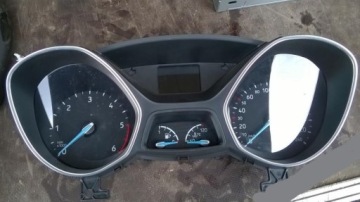 FORD Focus MK 3 РЕСТАЙЛИНГ 2015 год спидометр часы