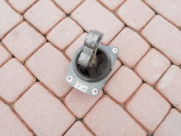 Cushion bracket motor opel insignia 13227728, фото