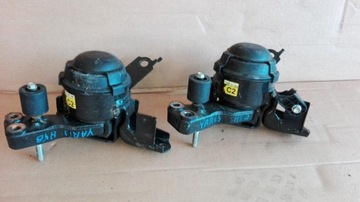 Bracket cushion motor yaris 3 1.5 hybrid c2 left. right, фото
