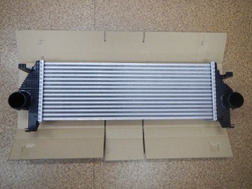 Радиатор интеркулер jeep grand cherokee wk2 2011-2021 3.0 crd дизель, фото