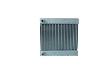 Новая радиатор bmw m3 f80 m4 f82 f83 17117806190 7806190 2284603, фото