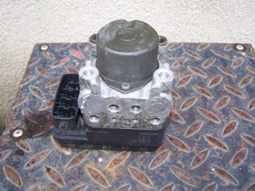 Pump abs 2, 0 vvit 03r toyota rav4 44510-42080, фото