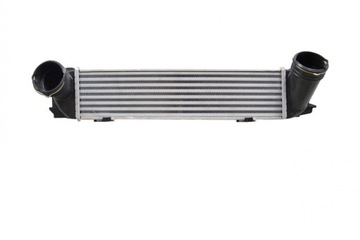 Интеркулер bmw z4 e89 135i бензин 09 10 11- 17517540035 7540035, фото