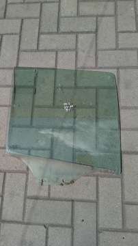 Mazda 02 - 07 right door glass ass, фото