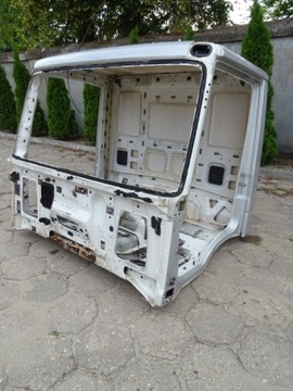 Iveco eurocargo 08 - 15 четверть салона левая передняя, фото