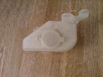 Mazda 323f ba 1994-1998 tank washer t, фото