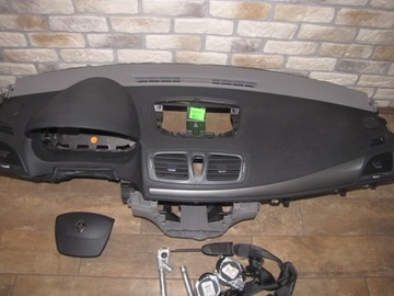 Renault megane 3 panel+ 2 x airbag+ 2 x preloader, фото
