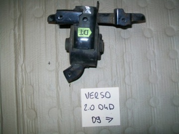 Toyota verso 09-12 2.0 d4d подушка кронштейн двигуна, фото