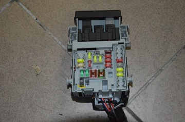 Fuse box opel insignia 13222786, фото