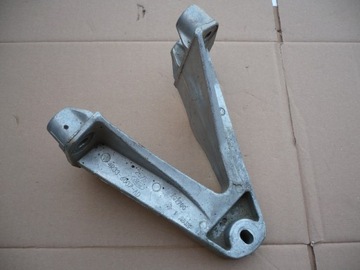 Mustang 05-09 bracket fasteners motor, фото