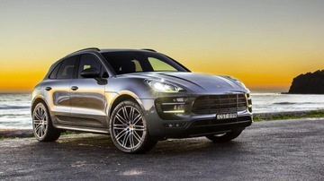 Кронштейн замка Porsche Macan правый 95B807334A