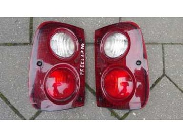 LAMPA PRAWA PRAWY TYL TYLNA LAND ROVER FREELANDER