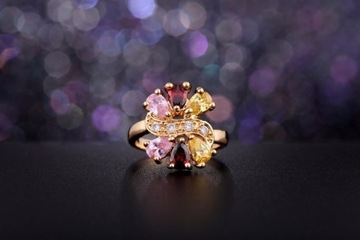 Кольцо Swarovski Multicolor из 18-каратного золота с бантом