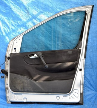 DVEŘE PRAVÝ PŘEDNÍ PRAVÉ + ZAŘÍZENÍ MERCEDES W414 VANEO 01-05 9147